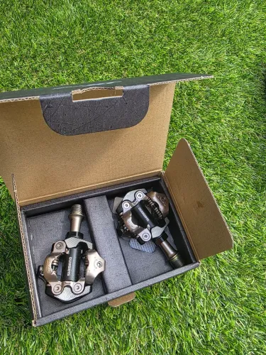 Pedal shimano XT M8100