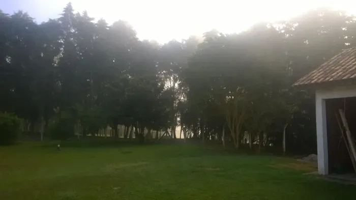 vendo linda casa no bairro contorno
