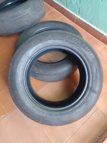 4 205,65,16 pneus com bastante borracha, 1 R$ 75,00# 2 R$ 130,00