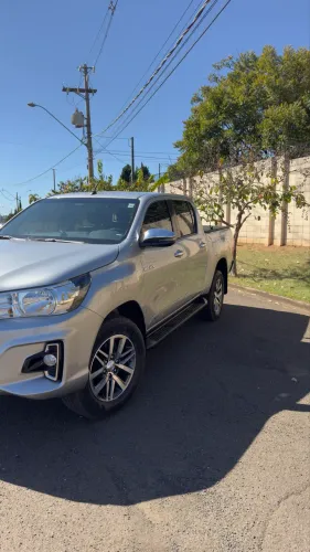 Toyota Hilux CD SRV 4X4 2.8 TDI Diesel Aut. 2020
