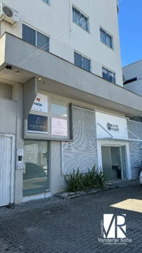 Sala Comercial de 45m² na Vila Real, Balneário Camboriú-SC: Excelente oportunidade de loca