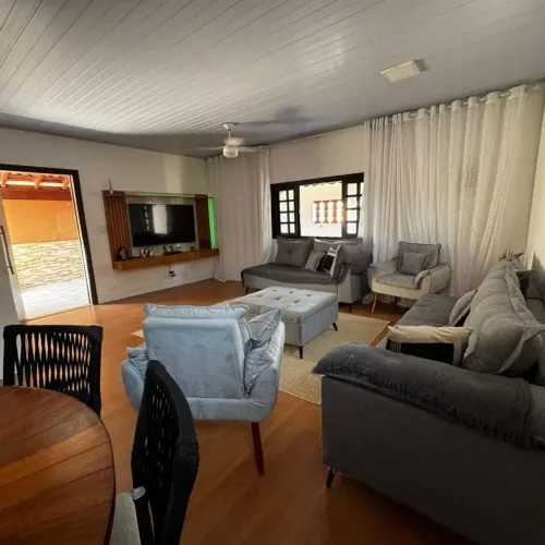 Casa com 3 dormitórios à venda, 90 m² por R$ 650.000,00 - Pedreira - Mongaguá/SP