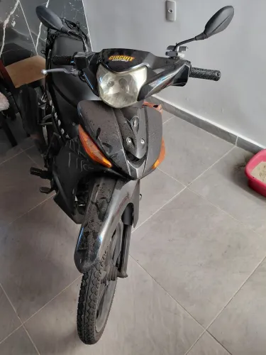 Moto0