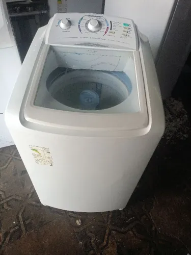 Máquina Eletrolux 10kg funcionando perfeitamente