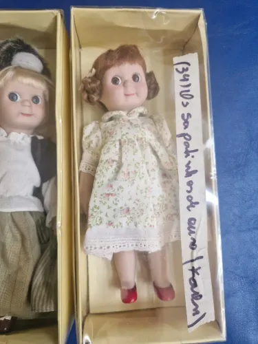 Boneca de porcelana