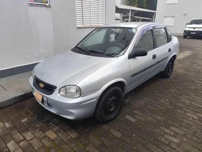 Chevrolet Classic Life/ls 1.0 VHC Flexp. 4P 2010