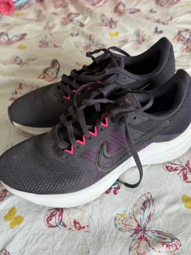 Tênis Nike Downshifter 11