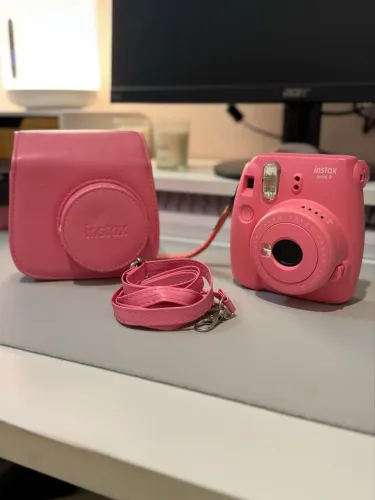 Instax Mini 9 Rosa + Capa