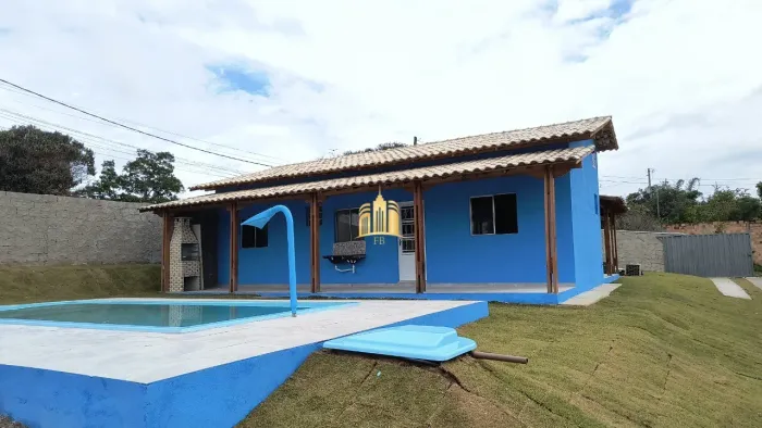 Sítio à Venda em Tropeiros, Esmeraldas - 3 Quartos, Piscina, 1.000,00m²