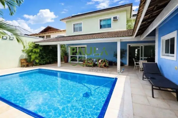 Barra da Tijuca | Casa de Condomínio 4 quartos, sendo 4 suites