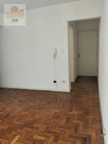 Apartamento com 3 dormitórios para alugar, 72 m² por R$ 3.675/mês - Jardim Adhemar de Barr
