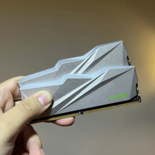 Memória RAM CUSO RGB - 16GB (2x8GB) 3200MHz