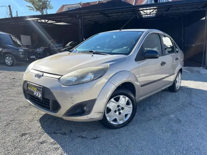 Ford Fiesta Sedan SE 1.6 8V Flex 4P 2011