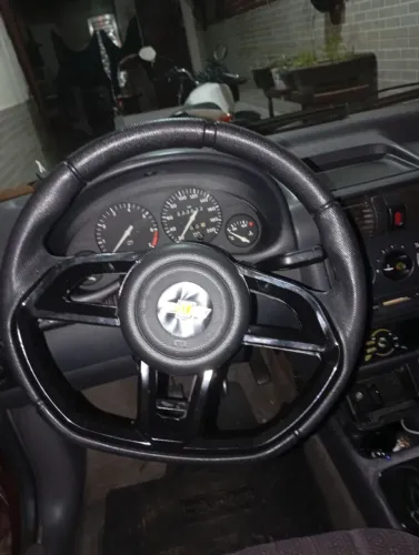 Troco volante esportivo do Corsa 95