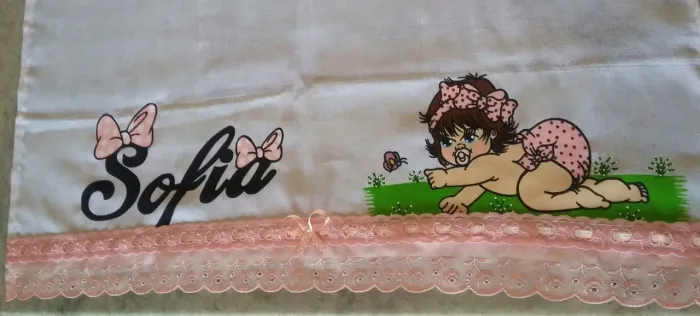 Fraldas pintadas à mão