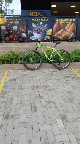 Vendo essa bike da marca nerow aro 29