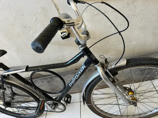 Vendo uma monark original.