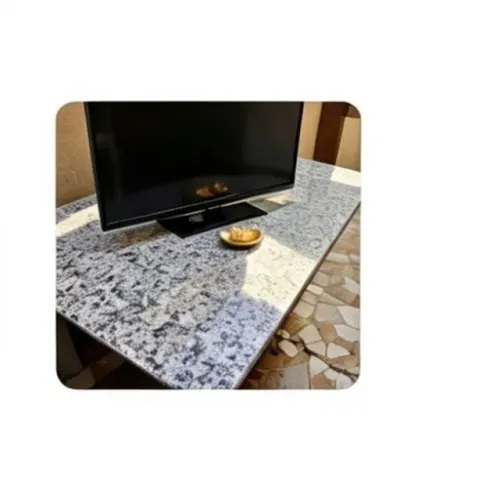 Mesa tampo granito + Smart Tv 32" (modelo antigo).