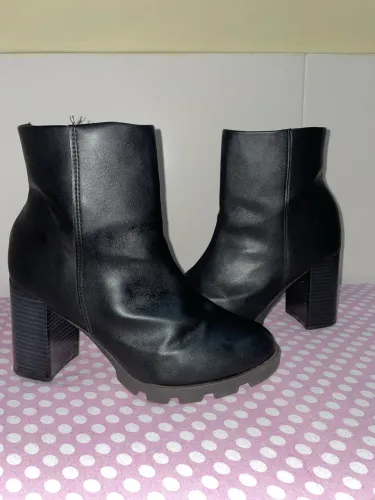 Bota Beira Rio 39