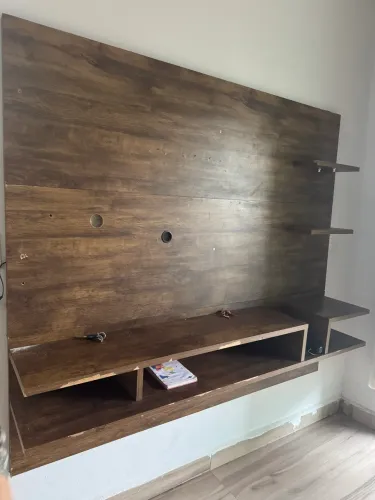 Painel madeira boa , não é mdf! Tv até 55 polegadas