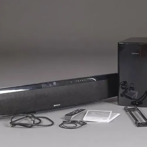 Home Theater Soundbar Samsung HT-X810T - PROCURO!!