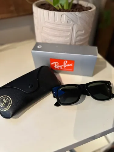 Óculos Ray Ban Mega Wayfarer