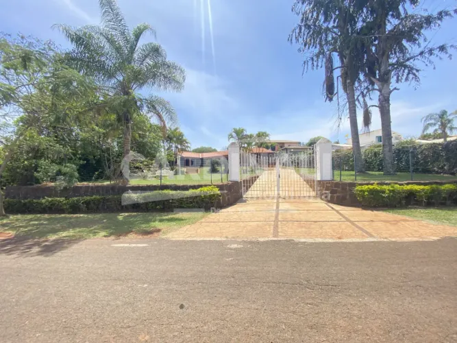 Casa em Condomínio Vivenda do Broa