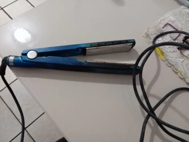 Vendo prancha nano titanium babyliss pro original uso profissional 