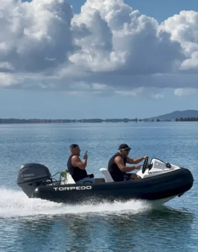 Bote torpedo exclusivo flexboat jetski