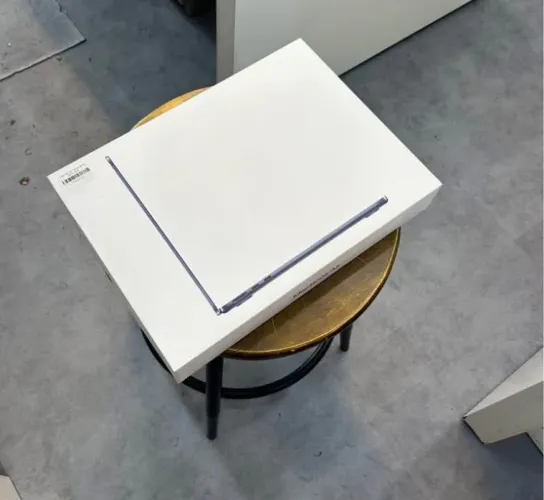 MacBook Air 13 inch| 512SSD|24GB|M4
