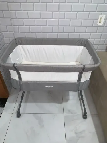 Berço Moisés Voyage  semi novo 