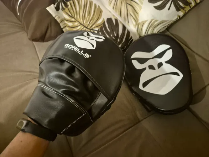 Par de Manopla de Treino Gorilla (Semi-novo)