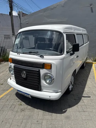 Volkswagen Kombi Standard 1.4 MI Total Flex 8V 2013
