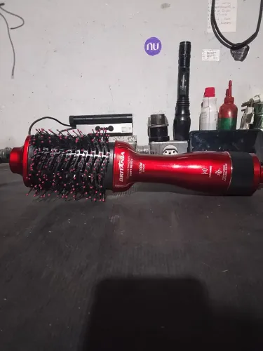 Escova secadora 
