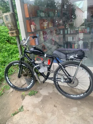 Vendo bicicleta motorizada 80cc, motor novo 5 dias de uso 
