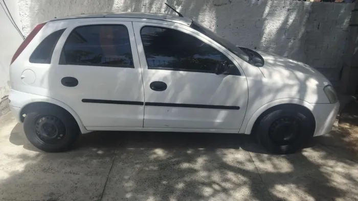 Chevrolet Corsa Hatchback 1.0 MPFI 8V 71cv 5P 2004