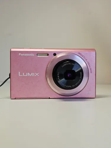 Câmera Digital Panasonic Lumix DMC-FH10