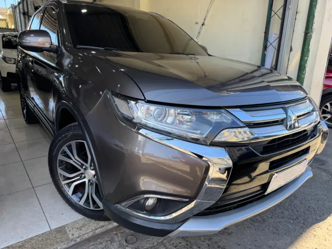 Mitsubishi Outlander 2.0 16V 160cv Aut. 2018