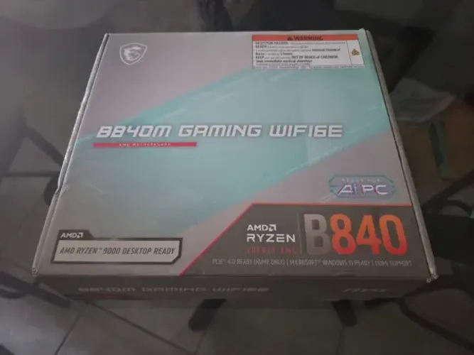 Placa Mãe B840M Gaming Wi-Fi - Branca - MSI - 2 Meses de Uso - Na Garantia