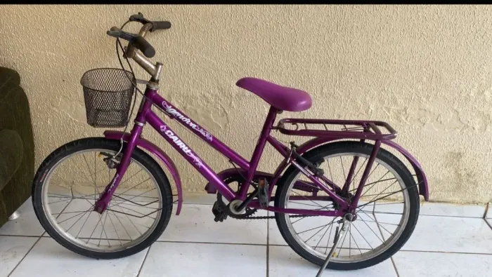 Bicicleta lilás para menina 8 anos em diante