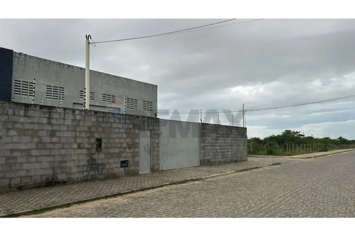 Galpão com 419m² em localização privilegiada