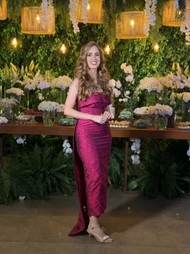 Vestido Fúcsia