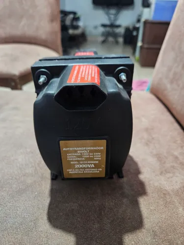 Transformador de energia Bivolt 2000va