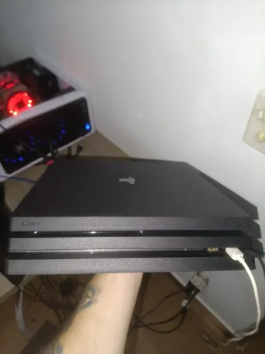 Ps4 pro 1tb