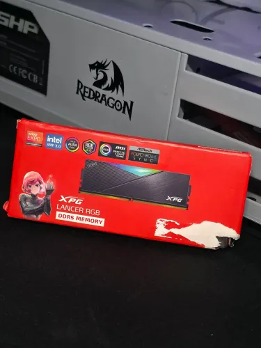 Memória RAM DDR5 XPG Lancer RGB 16GB 6000MHz CL40 P/ PC Gamer Intel XMP AMD EXPO