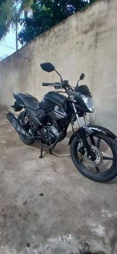 Vende se FAZER 150 2024/2025