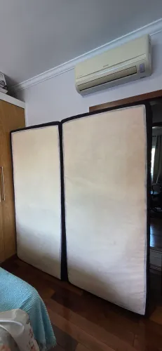 Vendo base cama box king usada em ótimo estado de conservação 
