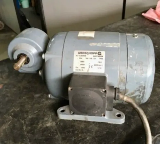 Motoredutor Groschopp 240 W Corrente Continua