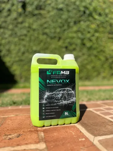 NEVOX- Shampoo Automotivo neutro 