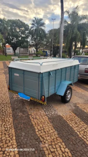 CARRETINHA REBOQUE FECHADA REB/MORINI M 2B